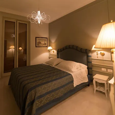 Ruins Couette-café 4*