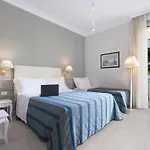Ruins Bed & Breakfast 4*