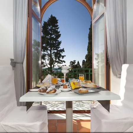 Bed & Breakfast Ruins 4*