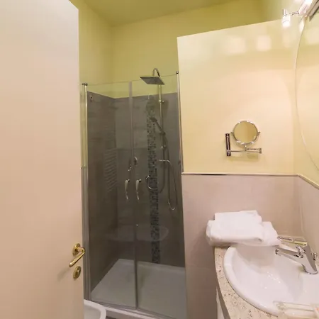 Ruins Bed & Breakfast 4*