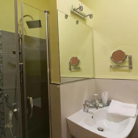 Bed & Breakfast Ruins