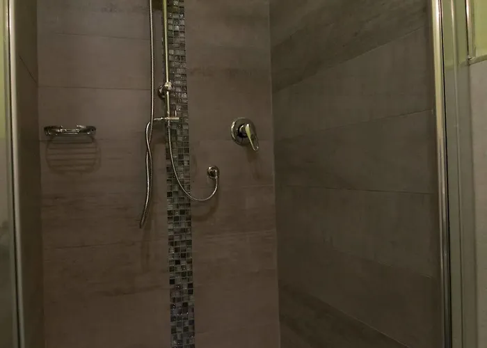 Ruins Bed & Breakfast 4*